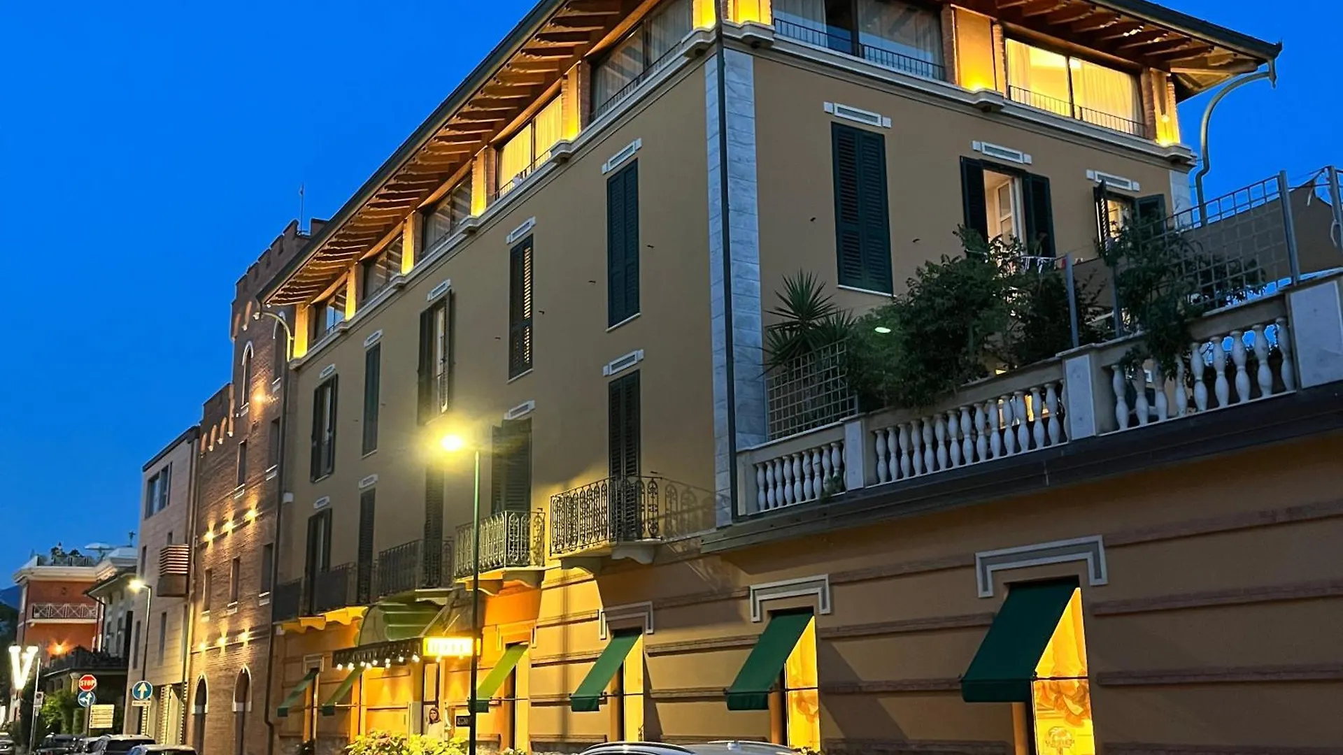 Hotel Regina location